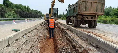 烈日下的坚守——广德公路人迎战高温保畅通纪实