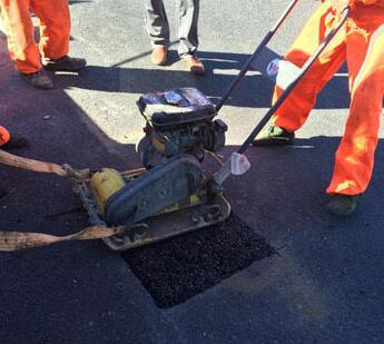 浅谈公路夏季养护要点